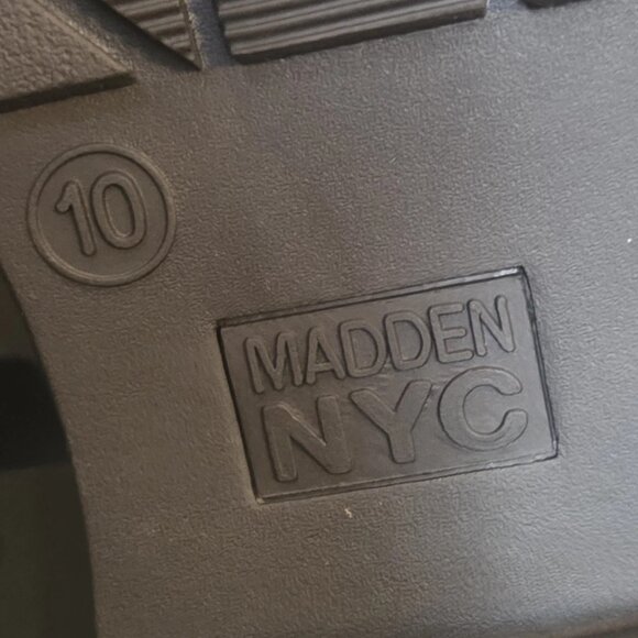 Madden NYC NWT Black Fisherman Sandals Adjustable Straps Foam Insole Size 10 - Picture 6 of 10